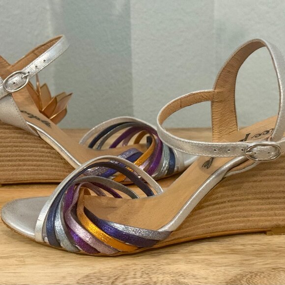 Free People Golden Hour Metallic Wedge Heels – Silver/Blue – Size 38, US 8 - Picture 2 of 11